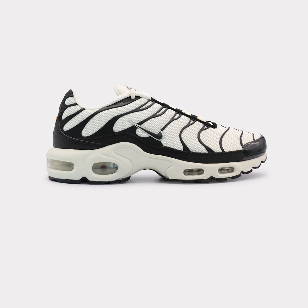 Nike Air Max Plus - Panda - Bild 1