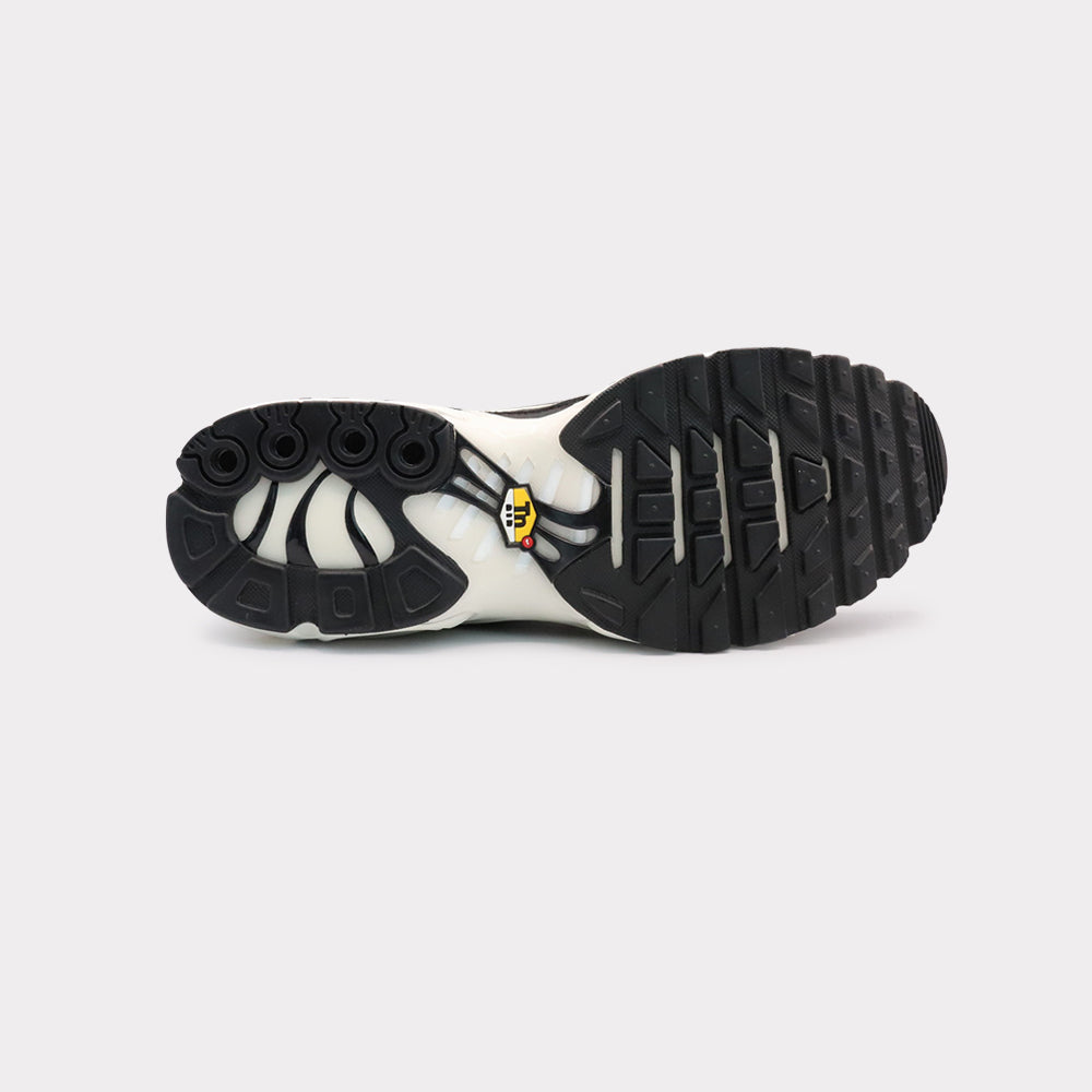 Nike Air Max Plus - Panda - Bild 4